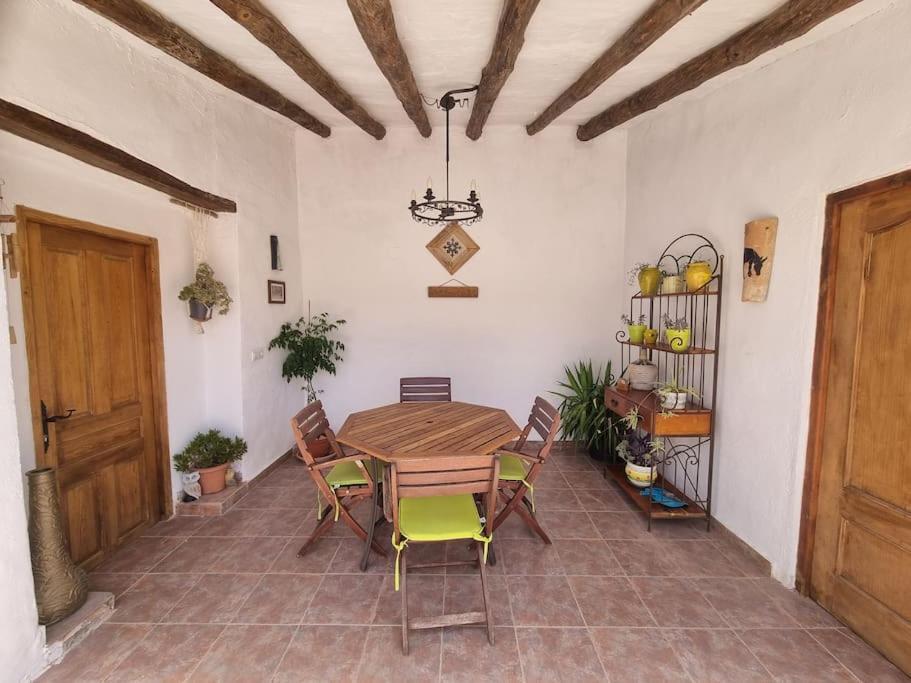 Casa Arriba Village House In Zarra Exterior foto